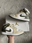 Nike Jordan 1 Mid