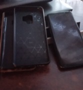 Telefon samsung s 9 czarny 2 etui do niego. 