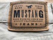 Spodnie marki Mustang  33x32