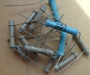 62pF 250V  L-5 ceramik rurkowy KCR CERAD zabytek PRL 