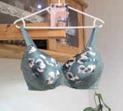 90E Ekskluzywny biustonosz pooperacyjny – Marks & Spencer, linia Rosie   