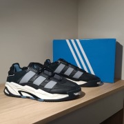 Adidas Niteball r. 45 1/3 (29 cm) FZ5742 Core Black/Grey Two/Carbon