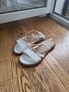 Białe sandałki Lasocki skórzane rozmiar 36