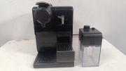 Ekspres do kawy De-Longhi Nespresso Lattissima Touch EN550.B