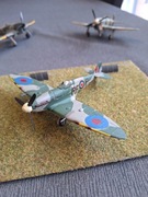 Sklejony model Supermarine Spitfire Mk V w barwach 303 Dywizjonu skala 1:72