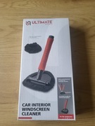 Przyrząd do czyszczenia wewnętrznych szyb samochodowych