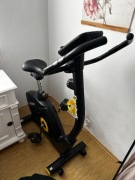 Rower treningowy magnetyczny pionowy Reebok One GB
