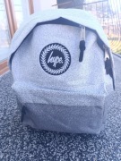 Plecak szkolny młodzieżowy Hype firmowy khaki góry wycieczka