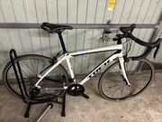 Rower szosowy Trek Domane Alu 2.3