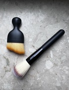 Pędzelki do czyszczenia wnętrza auta