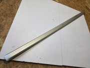 Listwa drzwi prawy przód Audi a4b6 LY7W 8E0853964