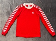 ADIDAS ORIGINALS – Czerwona Koszulka Longsleeve z Monogramem – Rozmiar XS