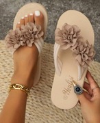 Letnie klapki Boho na platformie