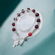 Bransoletka dziesiątka różańca z czerwonych koralików 