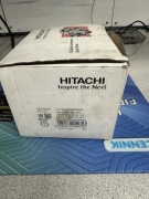 Przepływomierz Hitachi fabrycznie nowy Audi VW 2.7/3.0 htc afh75-01a