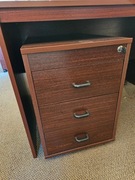 kontenerek biurowy, witryna- biblioteczka, biurko