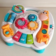 Stolik edukacyjny Smiki 2 w 1 