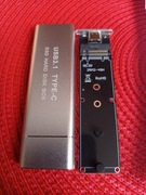 Przenośna pamięć (Kieszeń obudowa dysku m.2) 