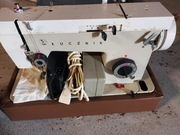 Maszyna do szycia Łucznik, walizka