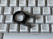 Ściągacz do klawiszy klawiatury. Key cap romover