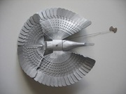 Drewniana przestrzenna zawieszka PTAK