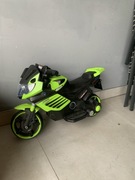 Motorek na akumulator 