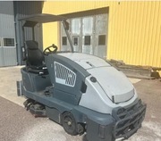 Nilfisk CS7000 szorowarka zamiatarka