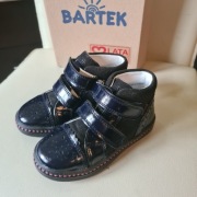 Buty dziewczęce skórzane Bartek 20, 25 i 26