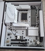 Płyta główna Gigabyte Aorus Pro X z790 uszkodzony socket