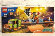 LEGO City 60294 Ciężarówka kaskaderska