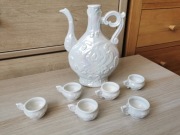 Zabytkowa karafka i filiżanki masa perłowa 