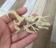 Figurka gumowa szkieletu Dinozaura