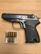 Pistolet gazowy P-83 G