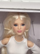 Lalka Barbie Signature Looks GXB28 Model #6