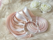 Ring oczepinowy z 20 wstazek biało złoty beżowy wesele zabawa oczepiny