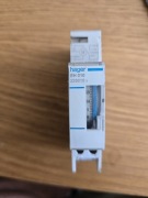 Zegar analogowy dobowy bez rezerwy chodu 230V 1NO 16A EH010