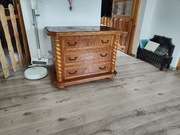 Solidna komoda z szufladami 