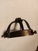 Stary mosiężny uchwyt do klosza