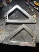 AUDI TT 8N0 UCHWYT MOCOWANIE TUNELU ŚRODKOWEGO