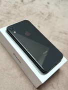 Sprzedam iPhone XR 64 GB - czarny