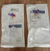 2 x Peg Kangaroo ch18 