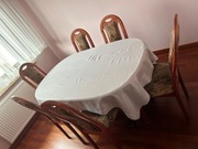 Stół 1,5mx0,9m, 6 krzeseł, komoda 