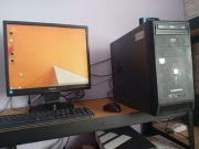 Komputer do internetu z monitorem