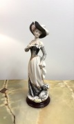 Figurka damy - Florence Sculture d’Arte