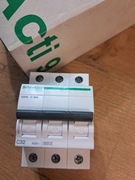 Schneider Wyłącznik Nadprądowy bezpiecznik C32A 3P Nowy