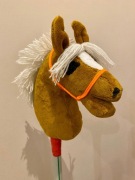 Kasztanowaty Hobby Horse