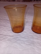 Szklanki.Szklo miodowe.