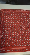 Czerwona bandana chusta szalik z psami i kotami Bayer 46x48 cm