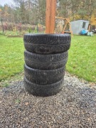 Opony zimowe 235/65 R17 Uniroyal