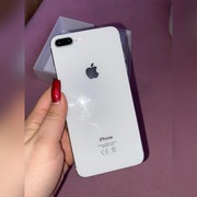 iPhone 8 Plus 64GB z wadami 